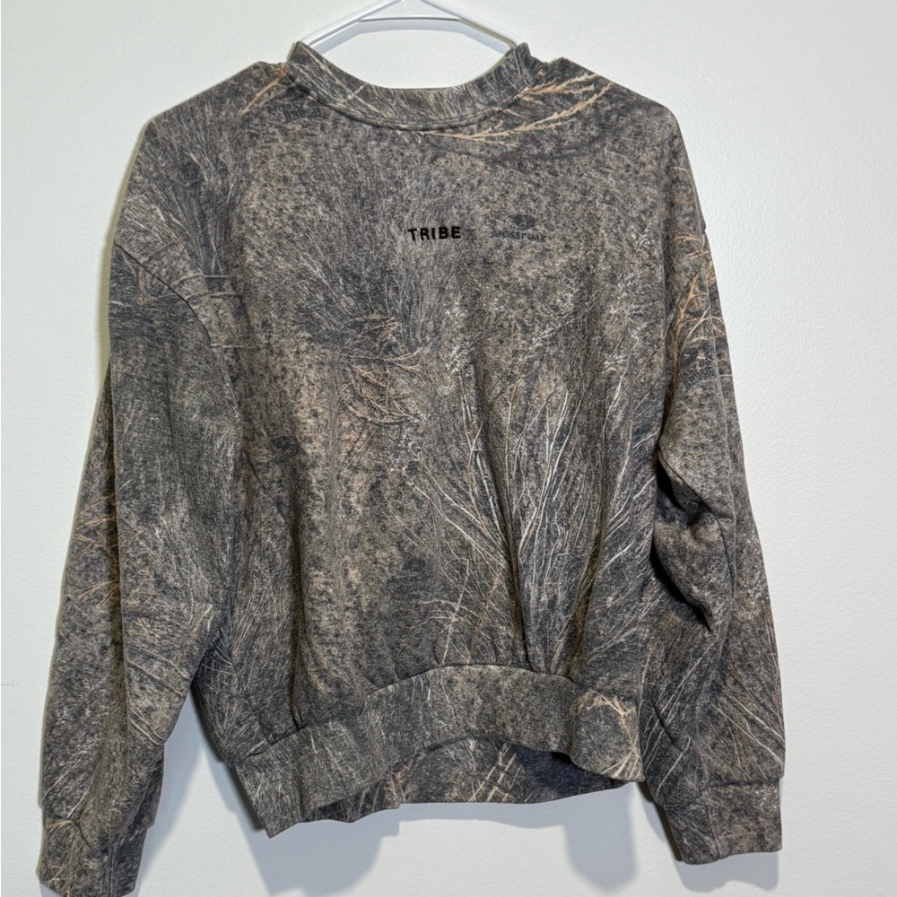 Tribe Kelley Butter Sweatsuit: M crew, M joggers